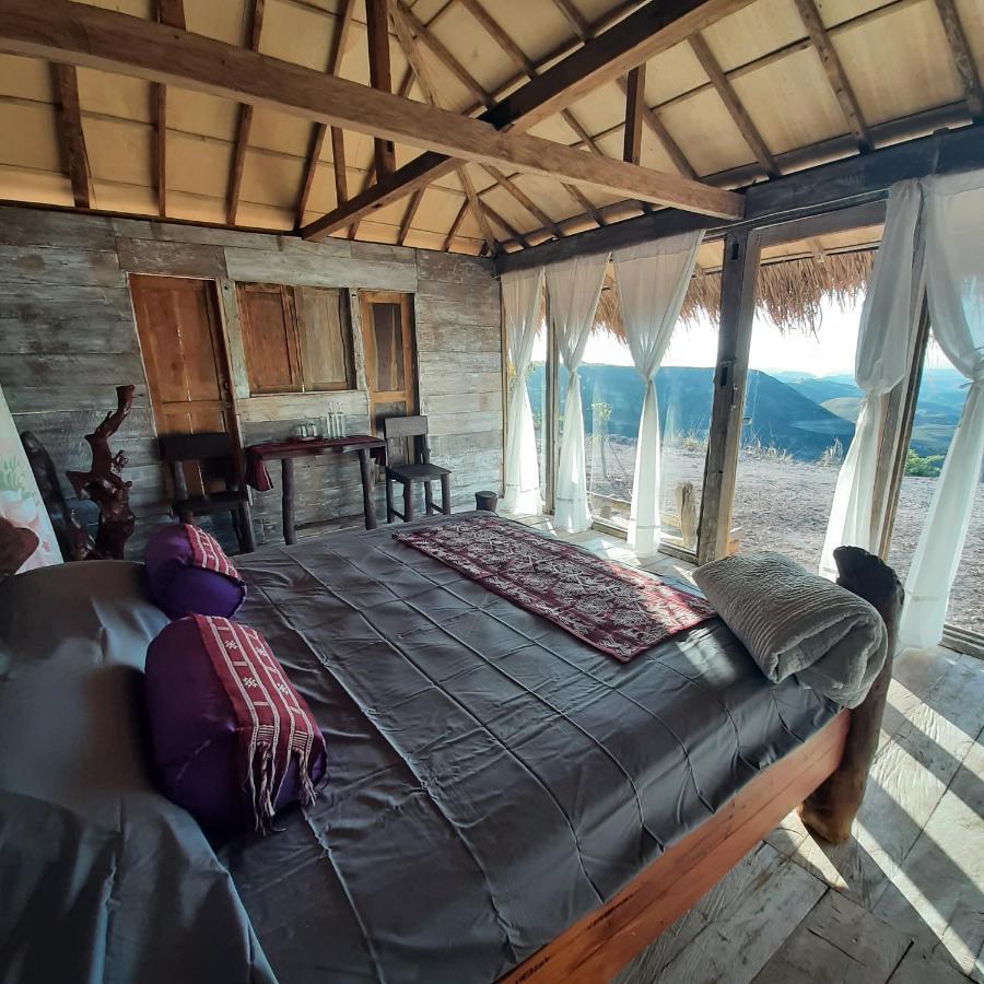 Hars Garden Sumba Hotell Waingapu Exteriör bild