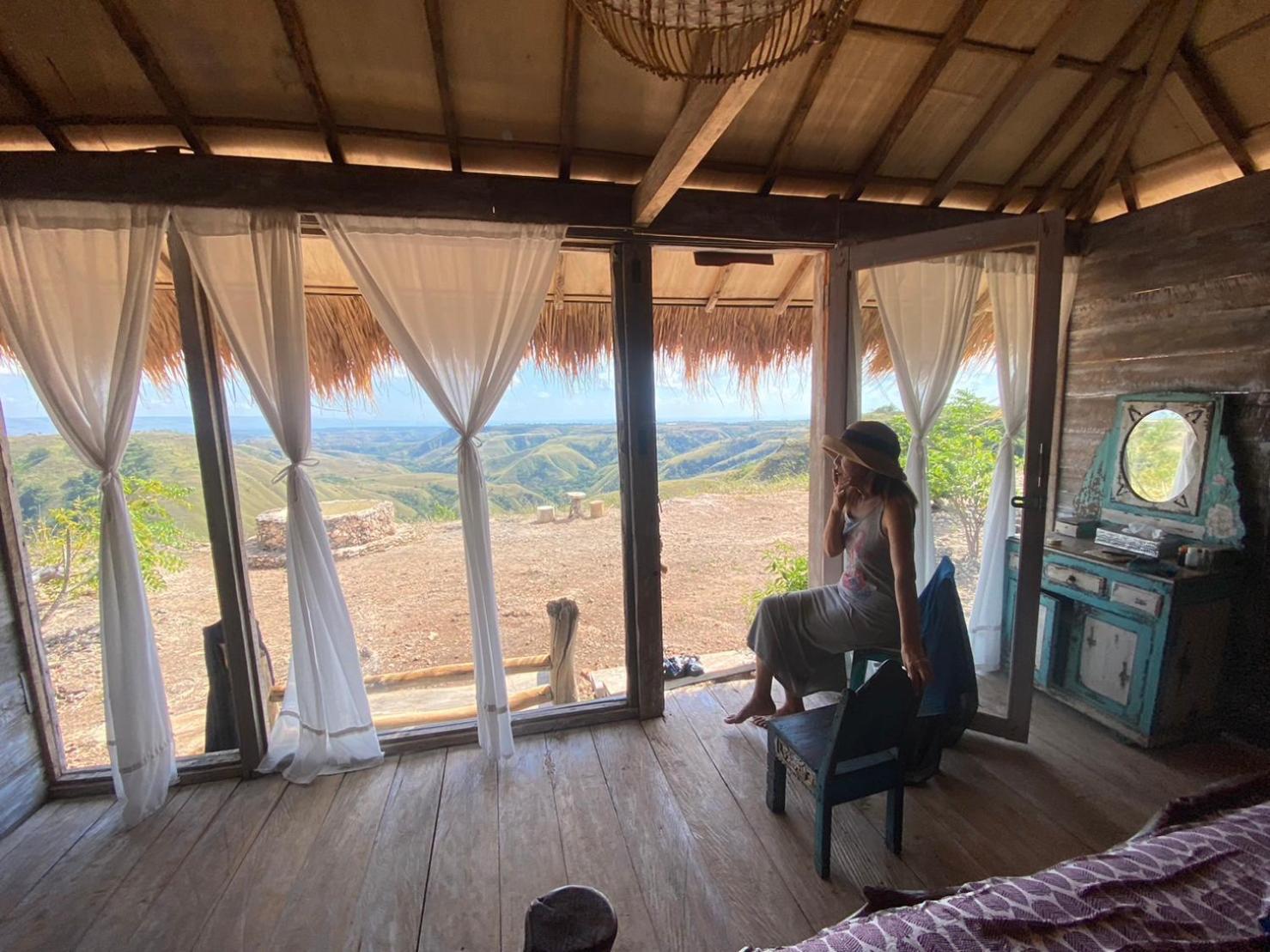 Hars Garden Sumba Hotell Waingapu Exteriör bild