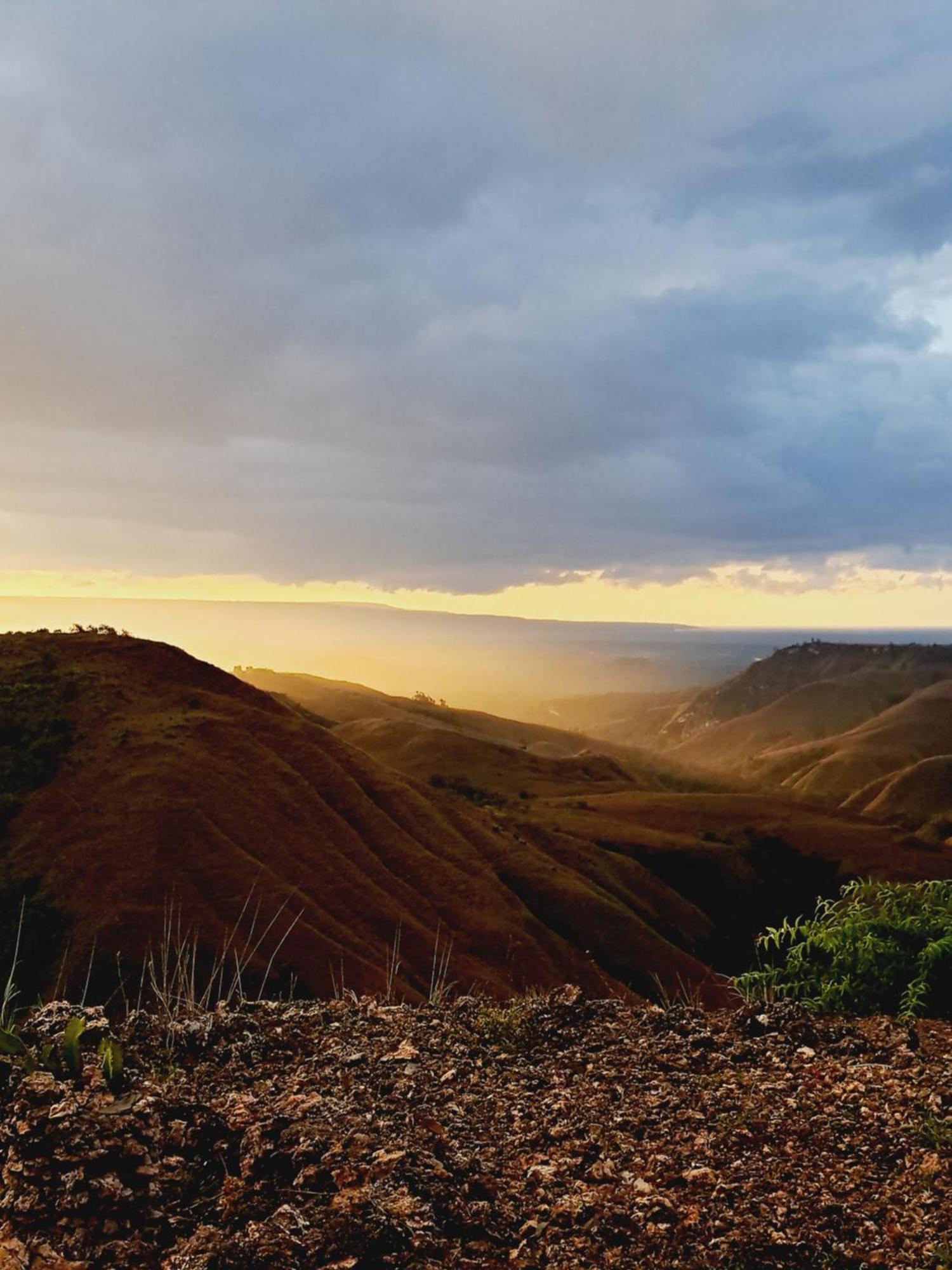 Hars Garden Sumba Hotell Waingapu Exteriör bild