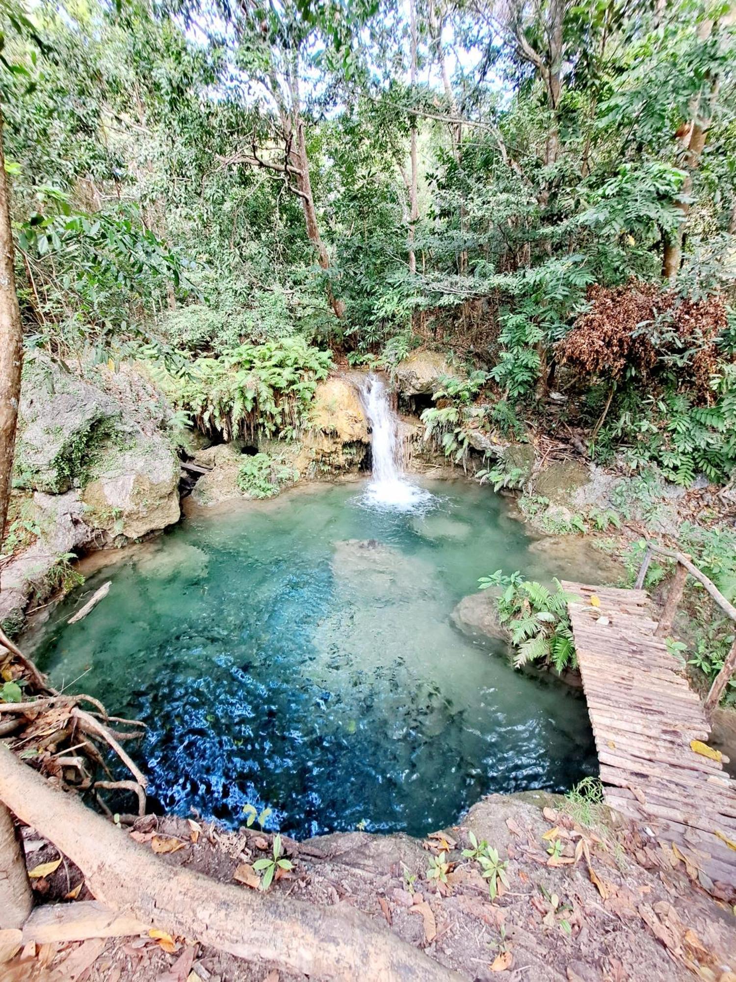 Hars Garden Sumba Hotell Waingapu Exteriör bild