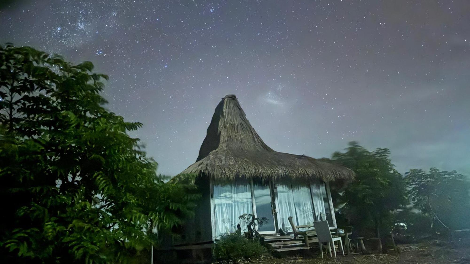 Hars Garden Sumba Hotell Waingapu Exteriör bild